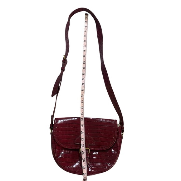 J.Crew Classic large saddle bag croc-embossed leather Burgundy w/ brass hardware - Picture 3 of 10